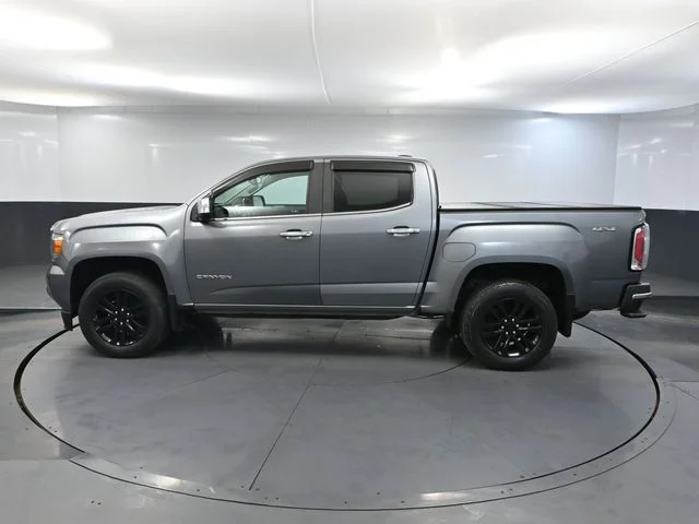 Used 2018 Gray GMC SLT image 10