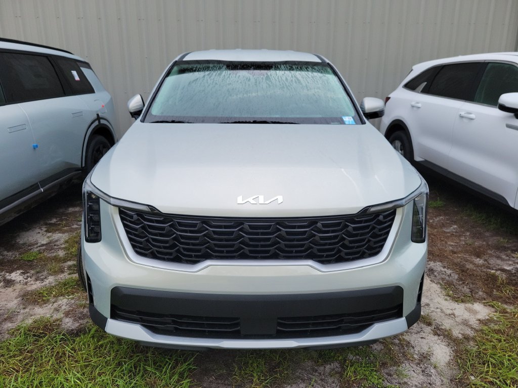 New 2026 Ivory Silver Kia LX image 2