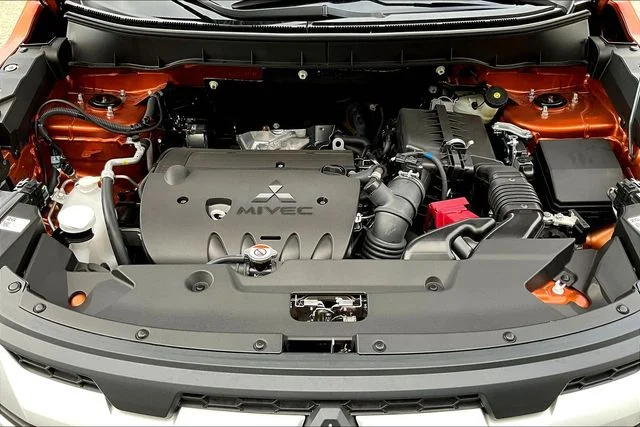New 2026 Orange Mitsubishi 2.0 ES image 12