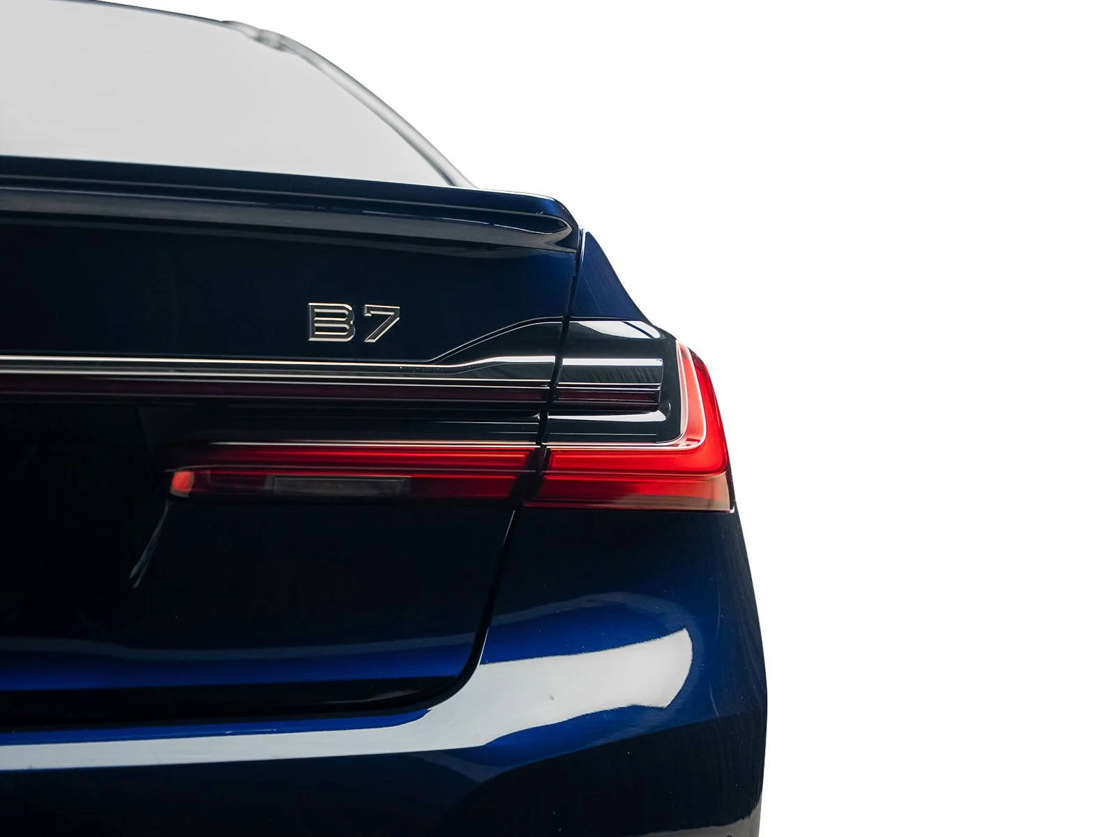 Used 2022 Blue BMW ALPINA B7 xDrive image 15