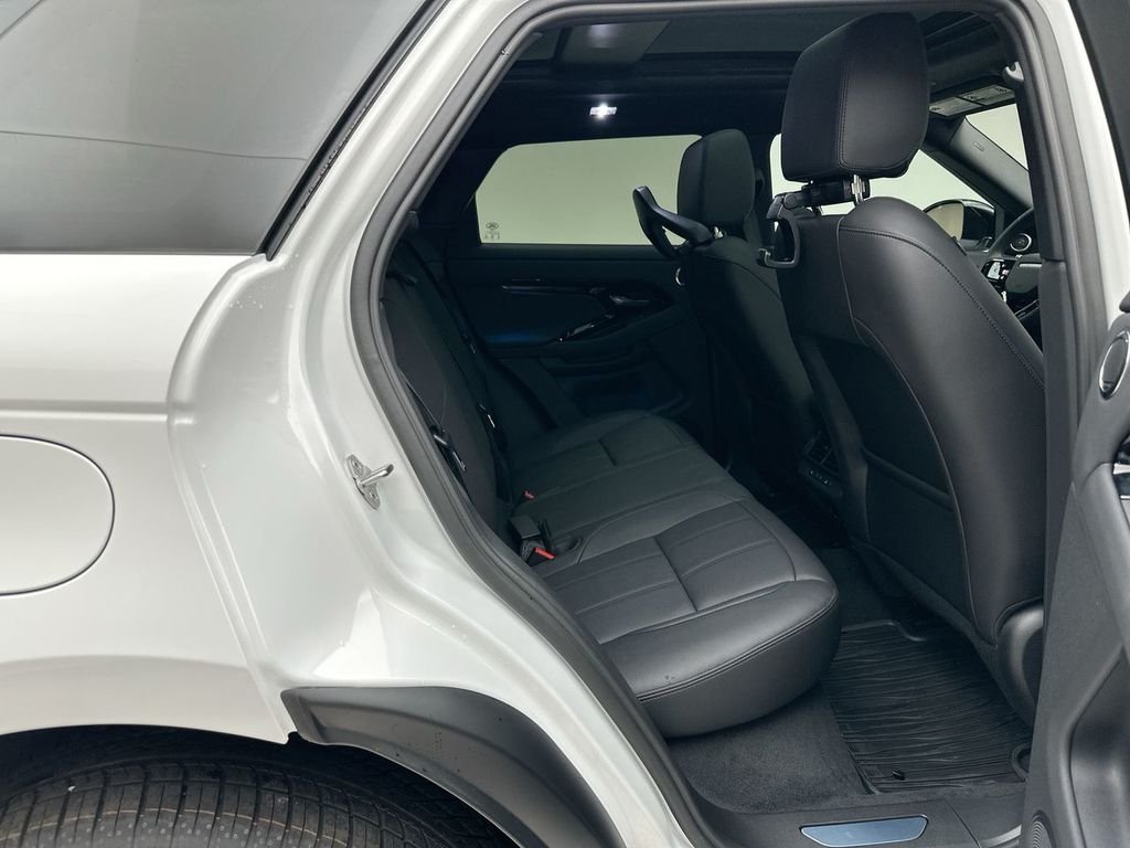 New 2026 Fuji White Land Rover S image 7