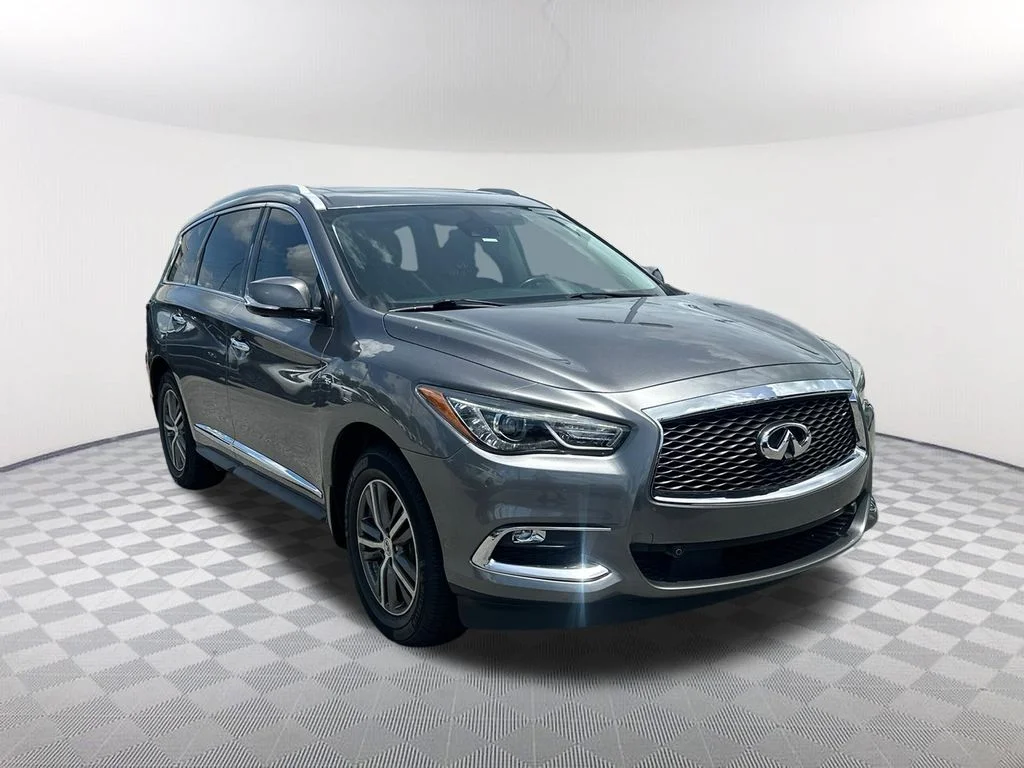 Used 2020 Gray INFINITI LUXE image 3