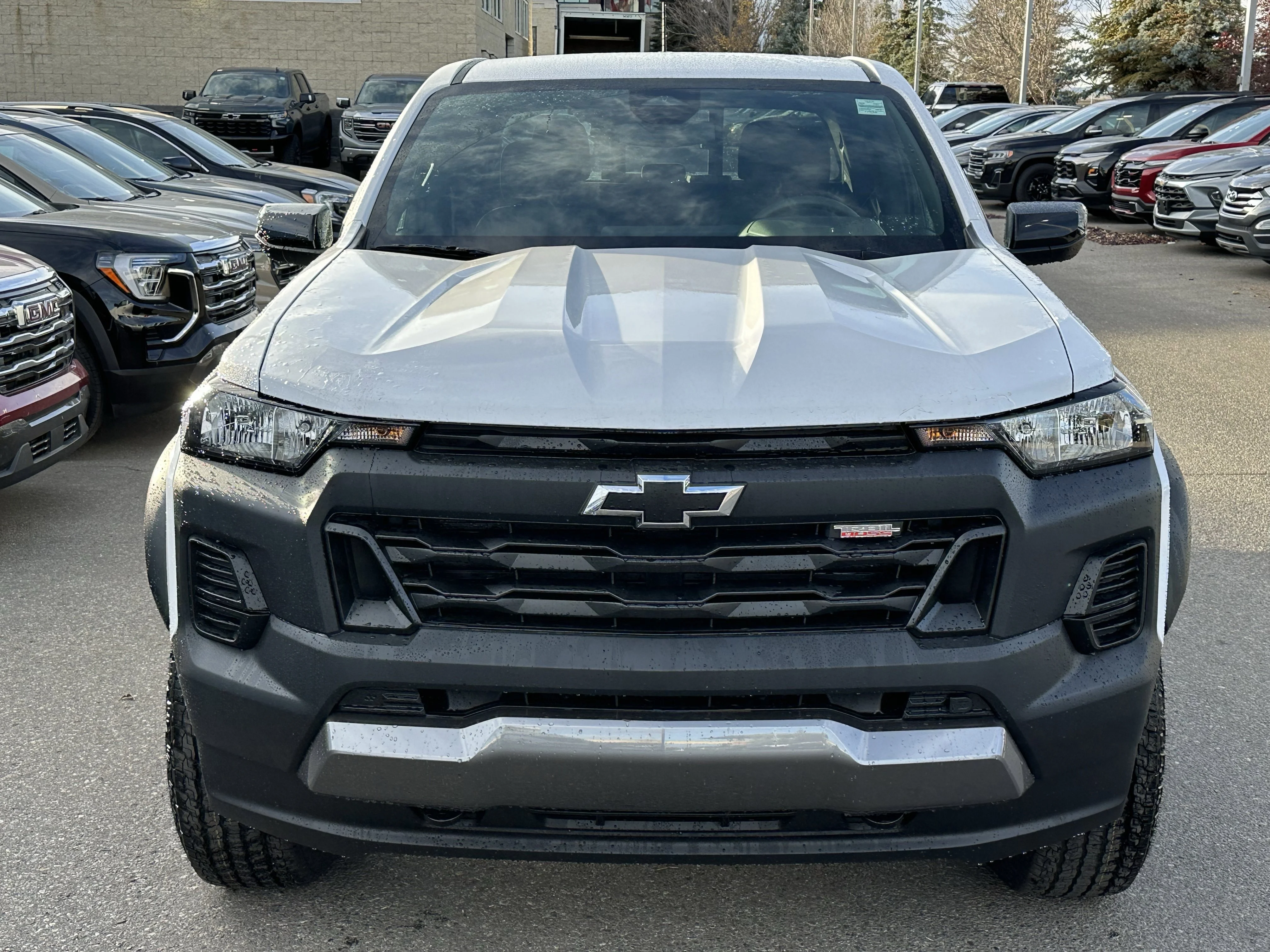 New 2026 Summit White Chevrolet 4WD Trail Boss image 2