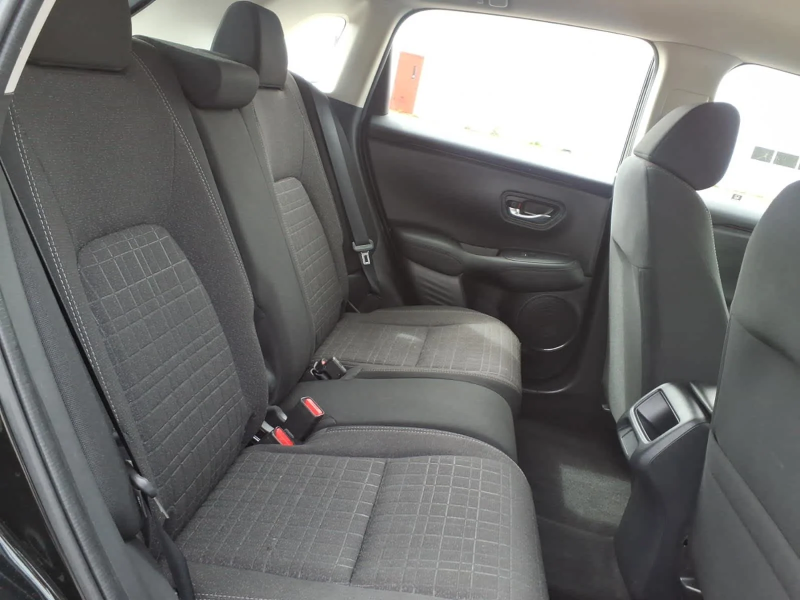 2025 Honda HR-V LX - Photo 21