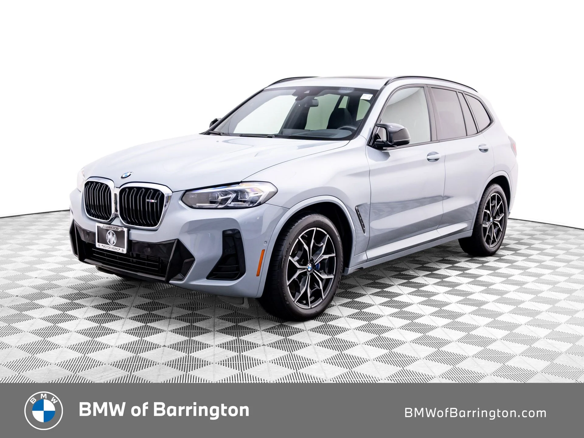 Used 2024 Gray BMW M40i image 1
