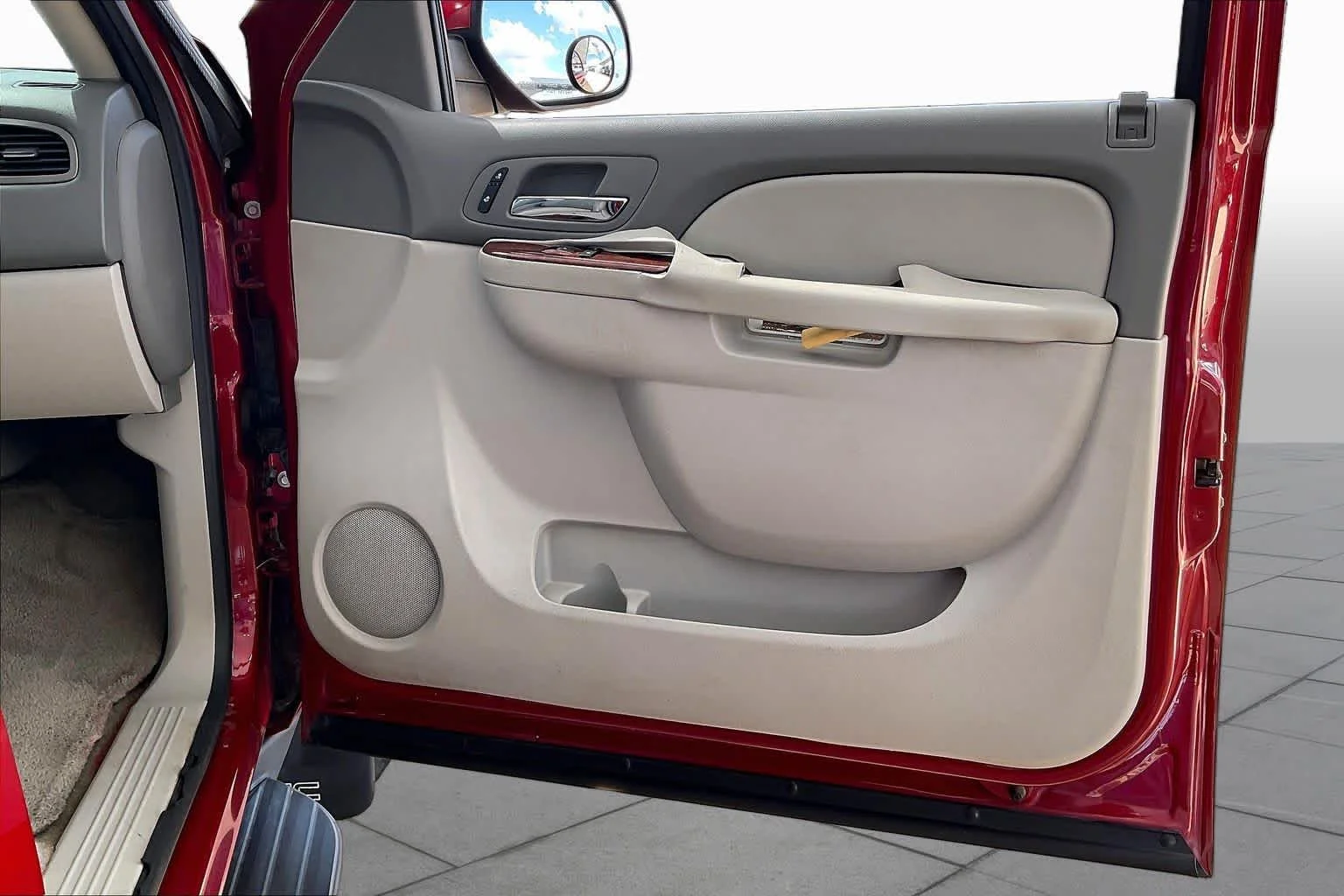 Used 2013 Crystal Red Tintcoat GMC SLT image 22