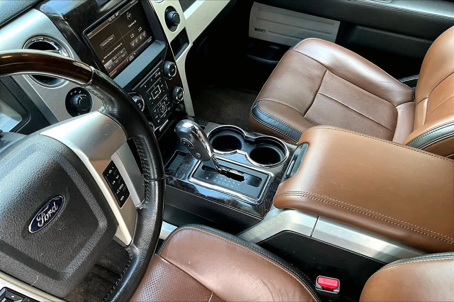 Used 2014 White Platinum Metallic Tri-Coat Ford Platinum image 15
