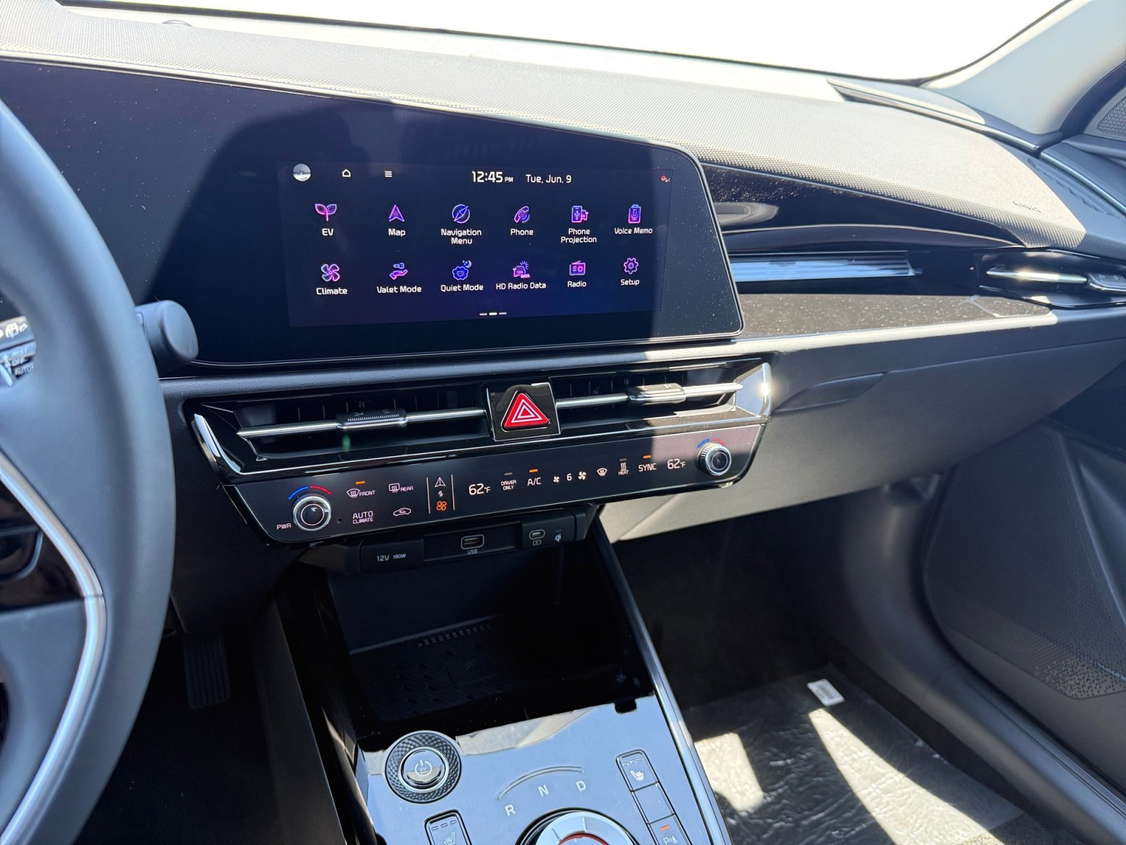 New 2026 Interstellar Gray Kia WIND image 12