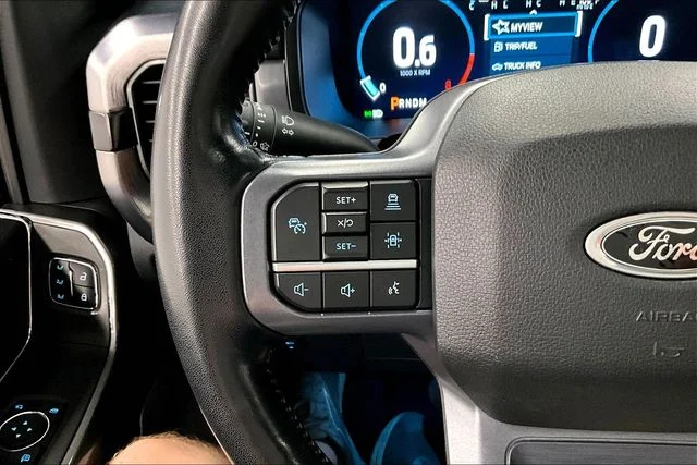 Used 2023 Agate Black Metallic Ford Lariat image 27