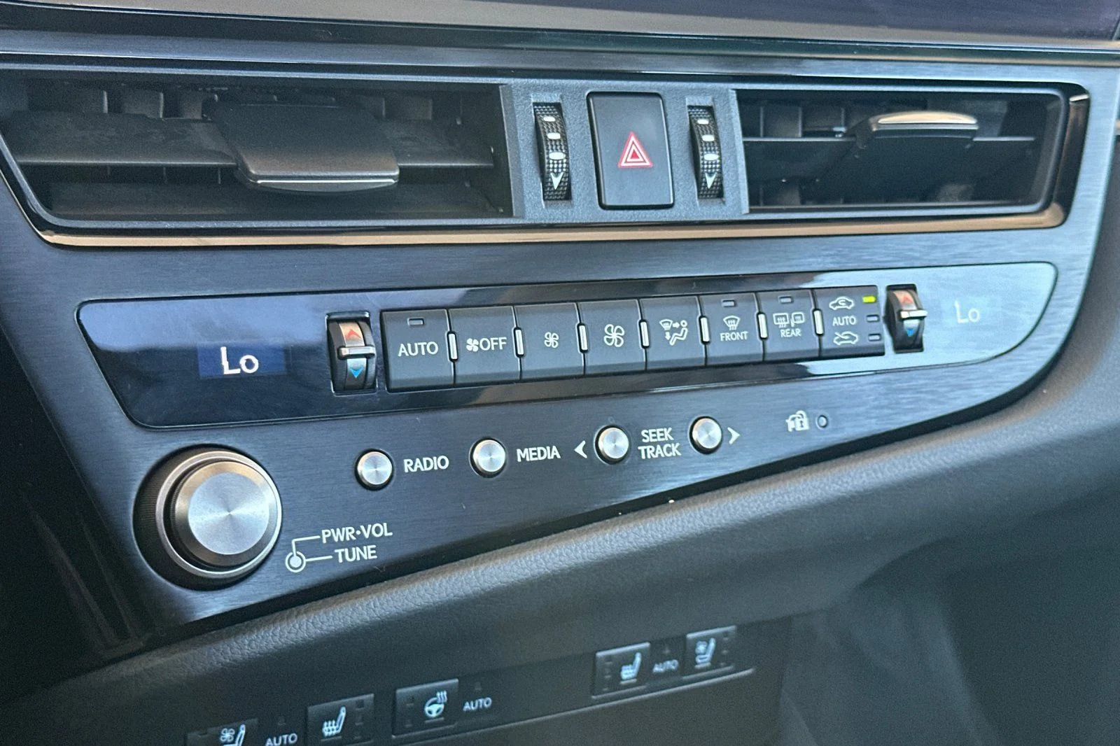 Certified Used 2024 IRIDIUM Lexus 350 image 16