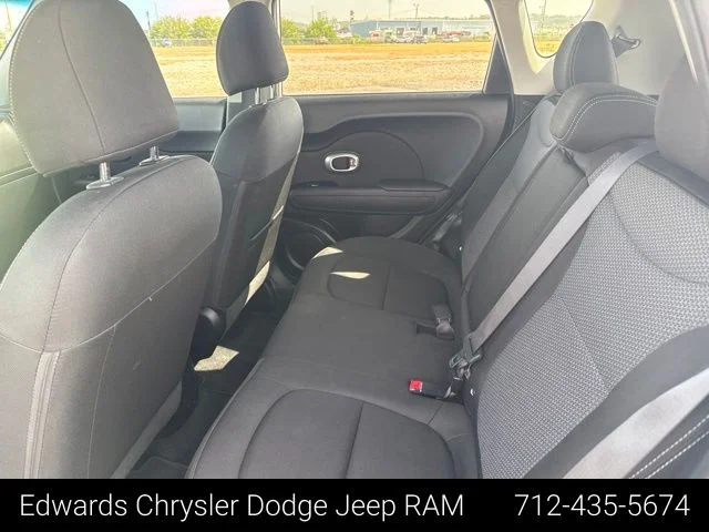 Used 2019 White Kia Plus image 26