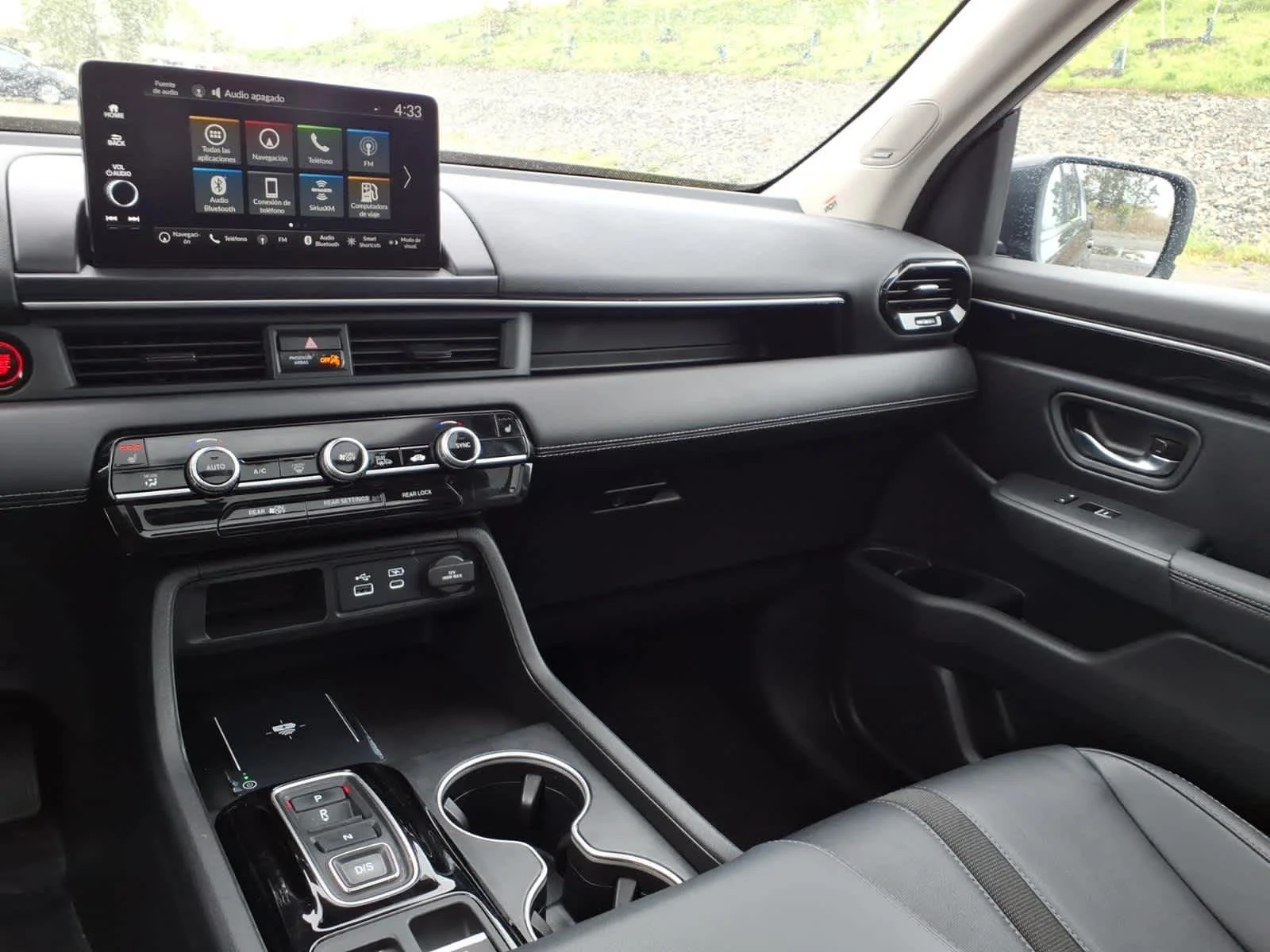 2024 Honda Pilot Touring - Photo 16