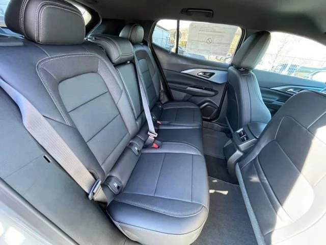 2026 Chevrolet Equinox EV 2LT - Photo 30