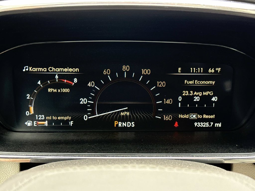 Used 2017  Lincoln Reserve image 7