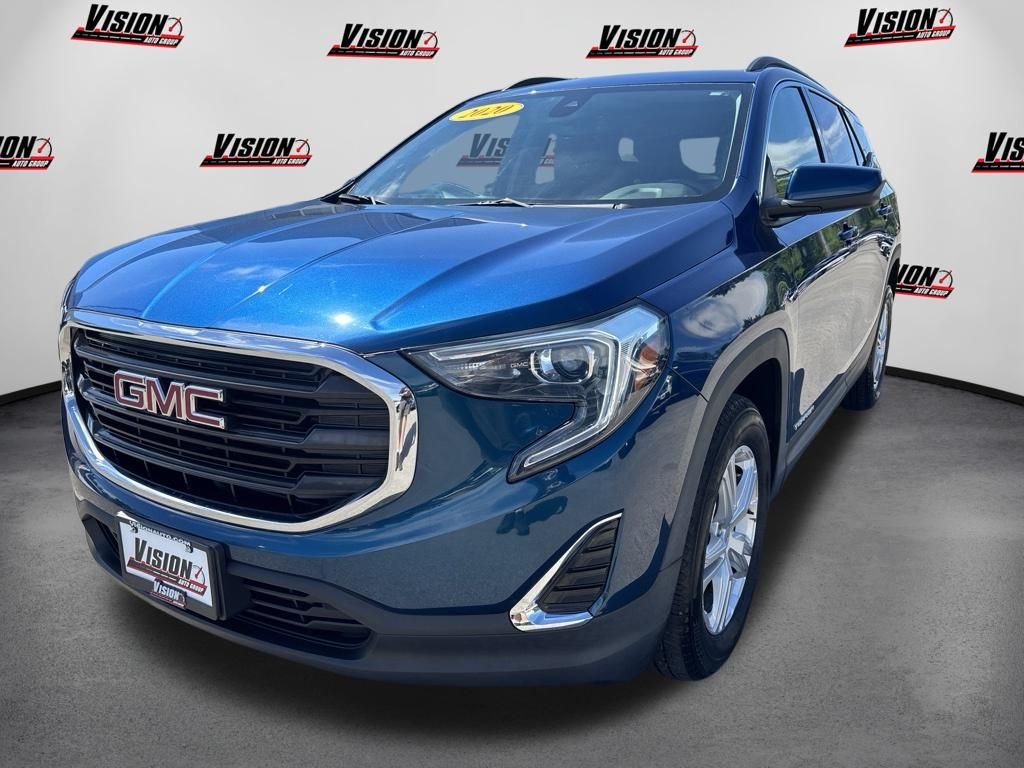 Used 2020 Blue GMC SLE image 1