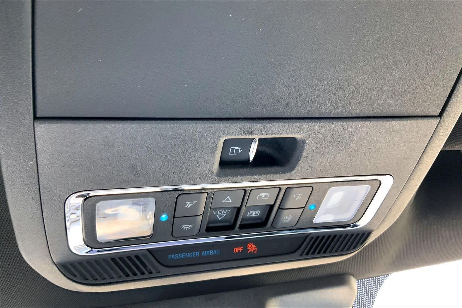 Used 2021 Agate Black Ford Platinum image 34