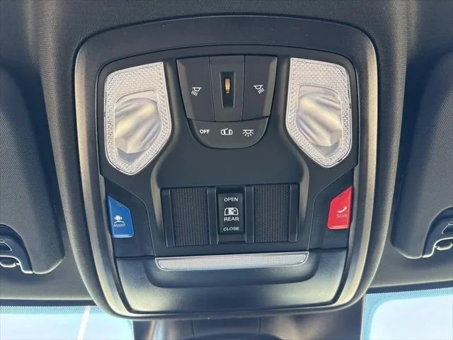 2026 RAM 3500 Tradesman - Photo 38
