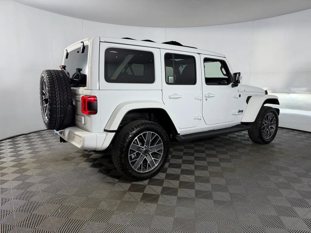 Certified Used 2024 White Jeep High Altitude 4xe image 8