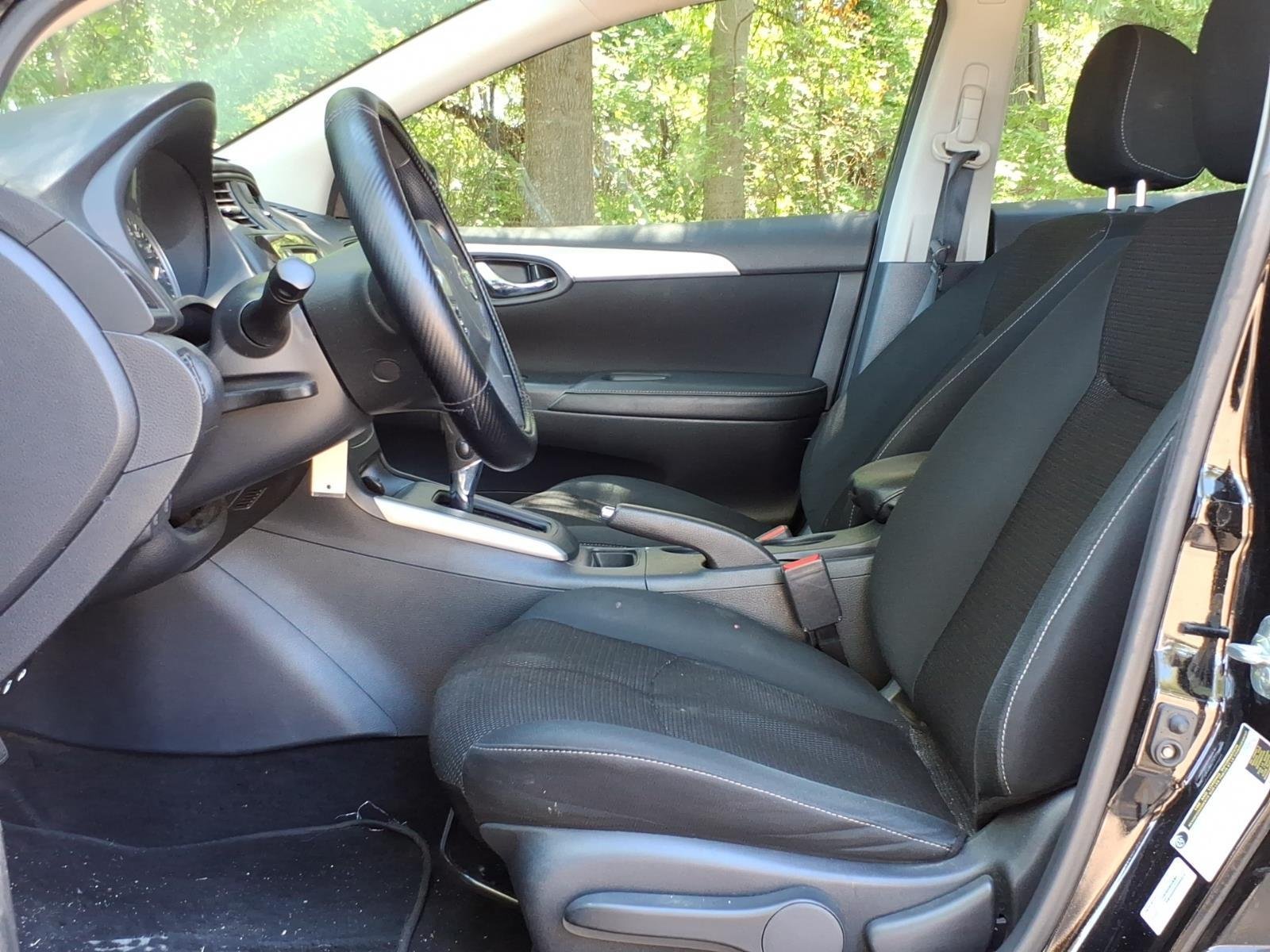 Used 2019 Super Black Nissan S image 9