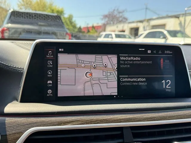 Used 2021 Beige BMW 740i xDrive image 30