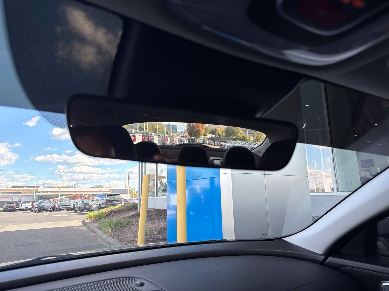 Used 2022  Hyundai SEL image 29