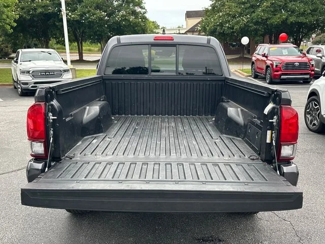 Used 2022 Gray Toyota SR image 25