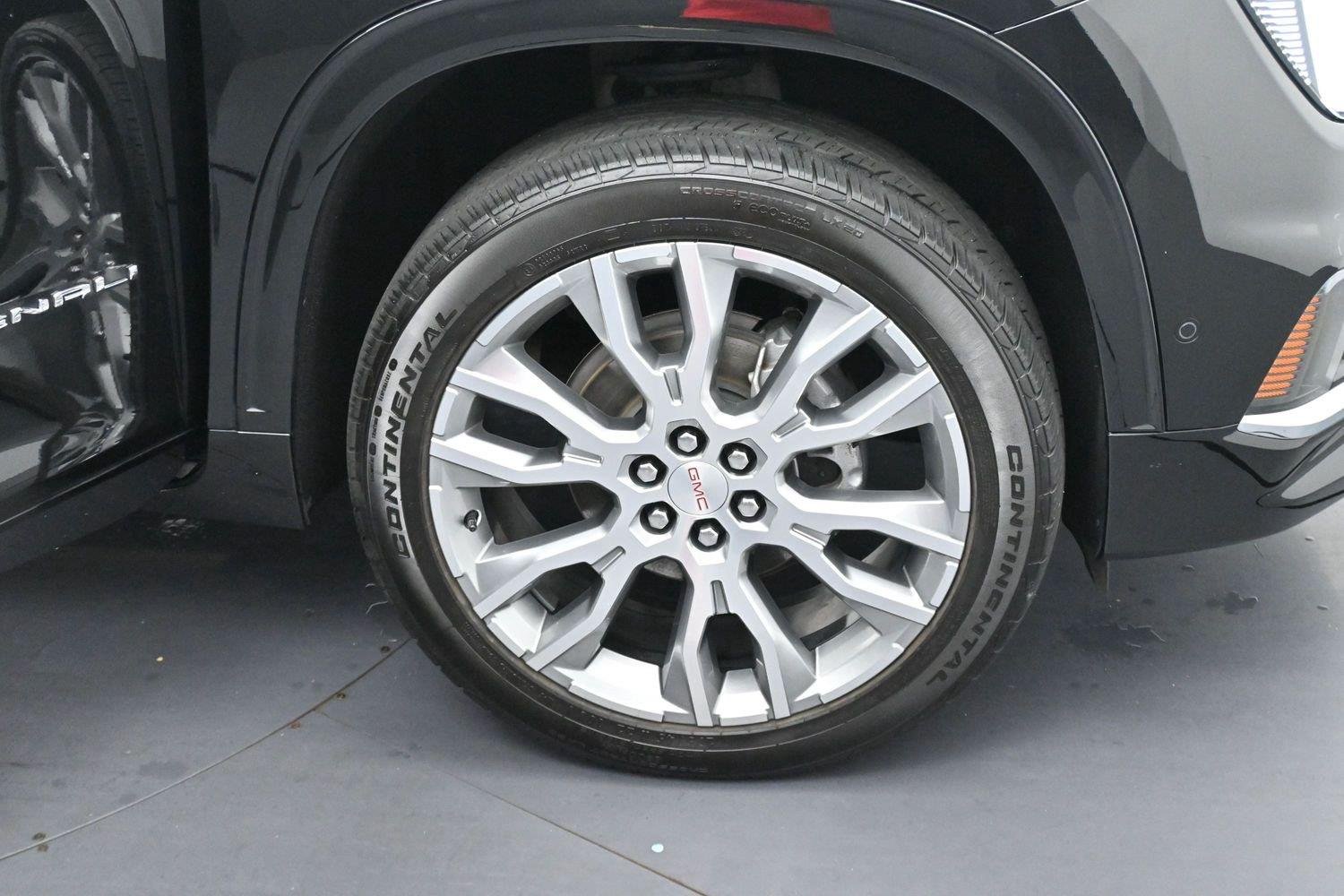 Used 2024 Ebony Twilight Metallic GMC AWD Denali image 39