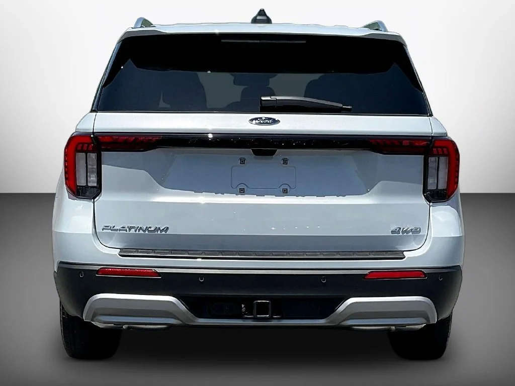 New 2026 Space White Metallic Ford Platinum™ image 4