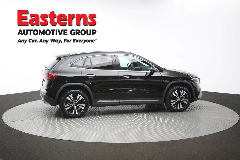 Used 2025 Black Mercedes-Benz GLA 250 image 43