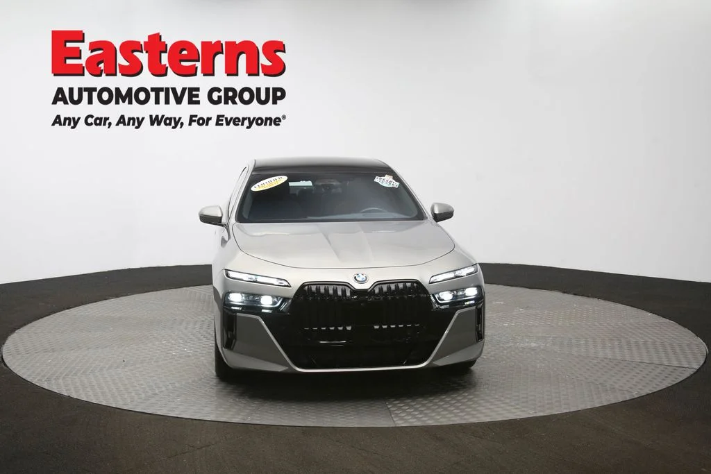 Used 2023 Gray BMW 760i xDrive image 56