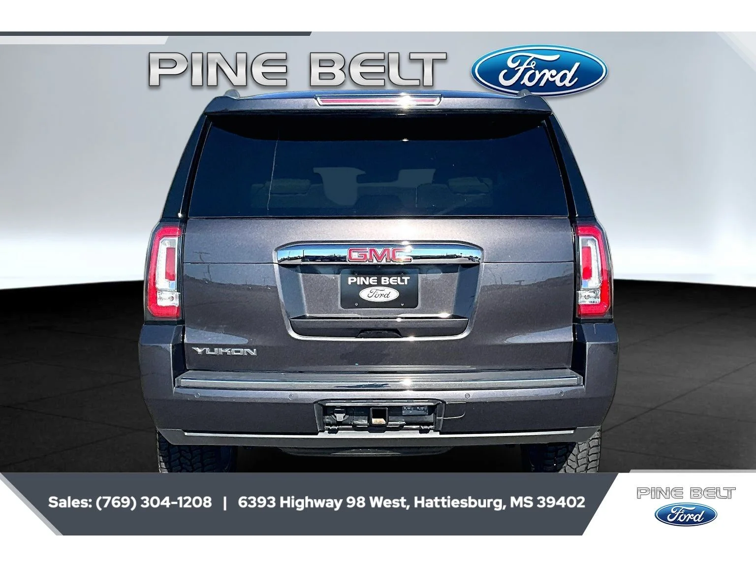 Used 2017 Iridium Metallic GMC Denali image 4