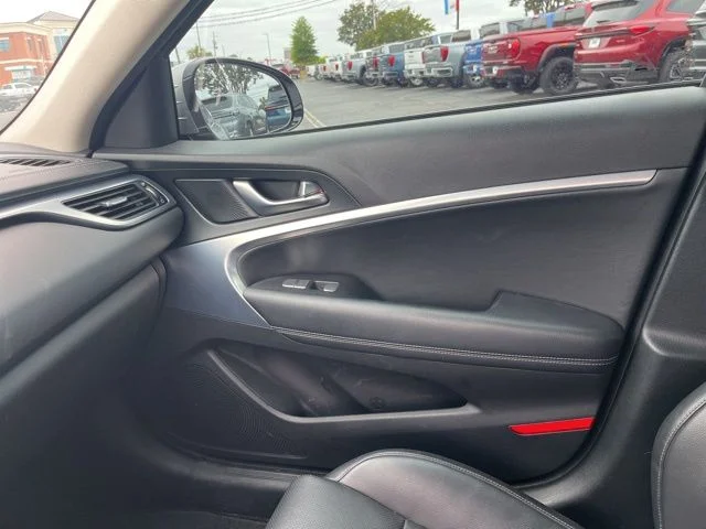 Used 2023 Silver Genesis 2.0T image 28