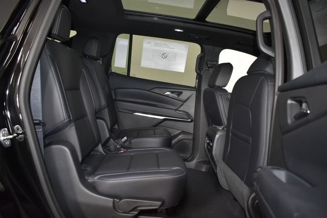 2027 Chevrolet Traverse LT - Photo 18