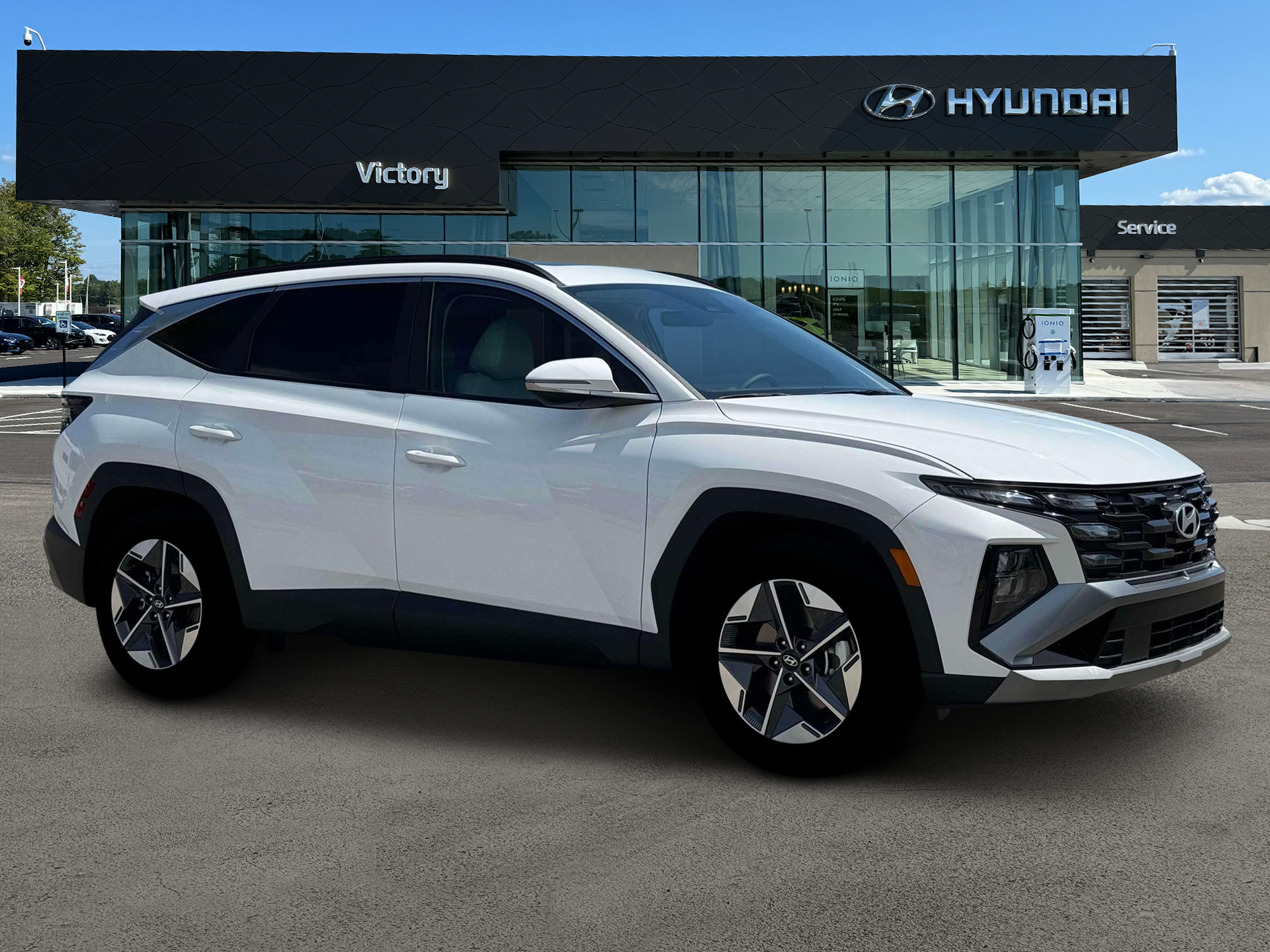 New 2026 White Hyundai SEL Premium image 10