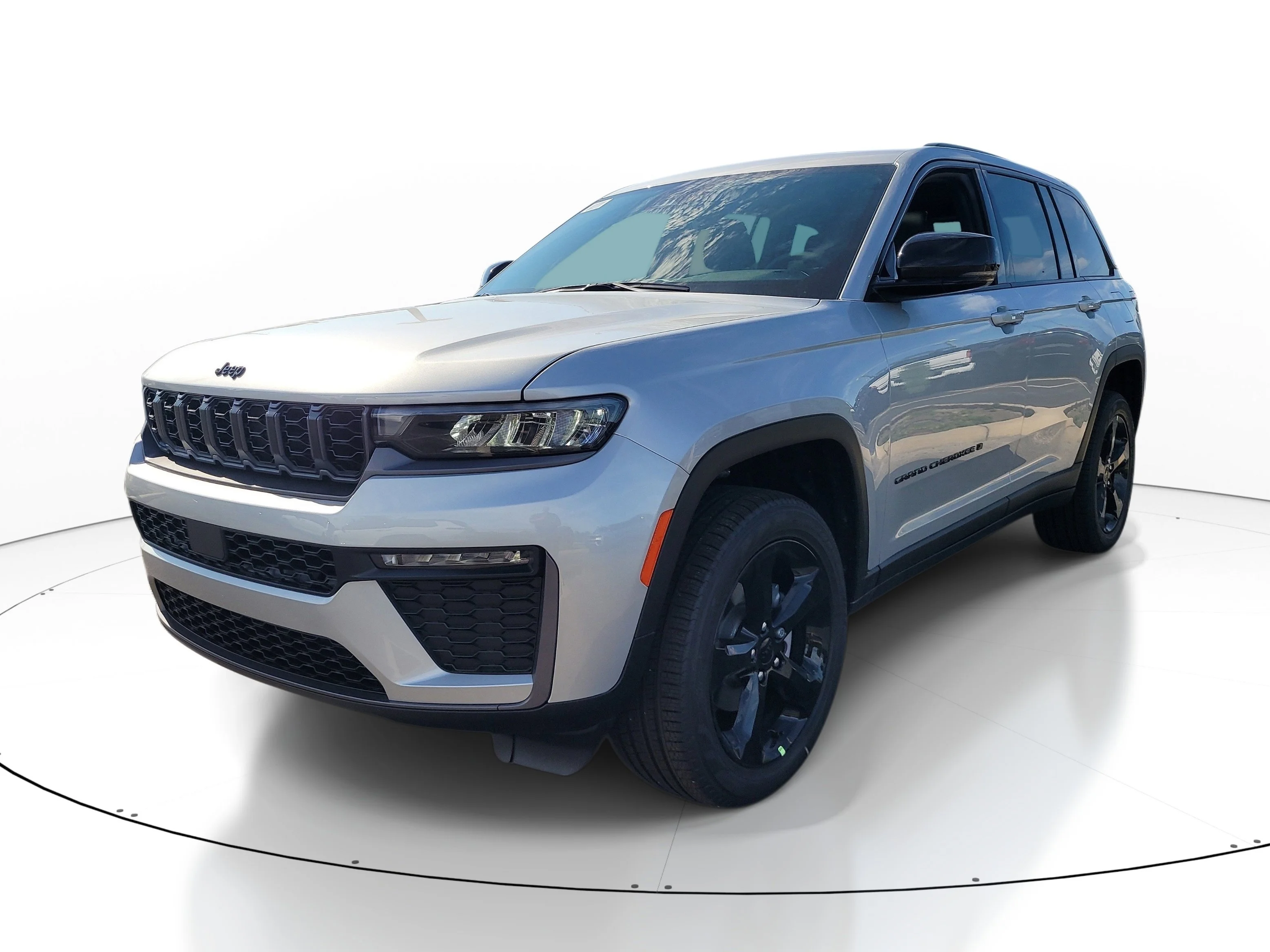 New 2026 Silver Zynith Jeep Limited image 4