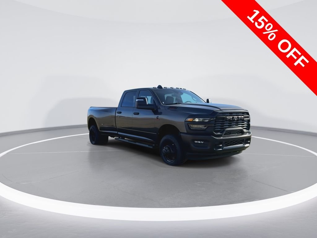 2026 RAM 3500 Tradesman - Photo 2