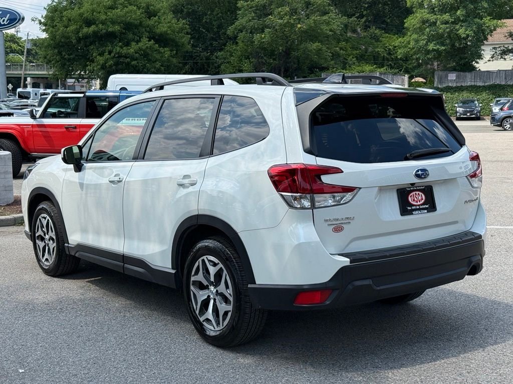 Used 2024 White Subaru Premium image 8