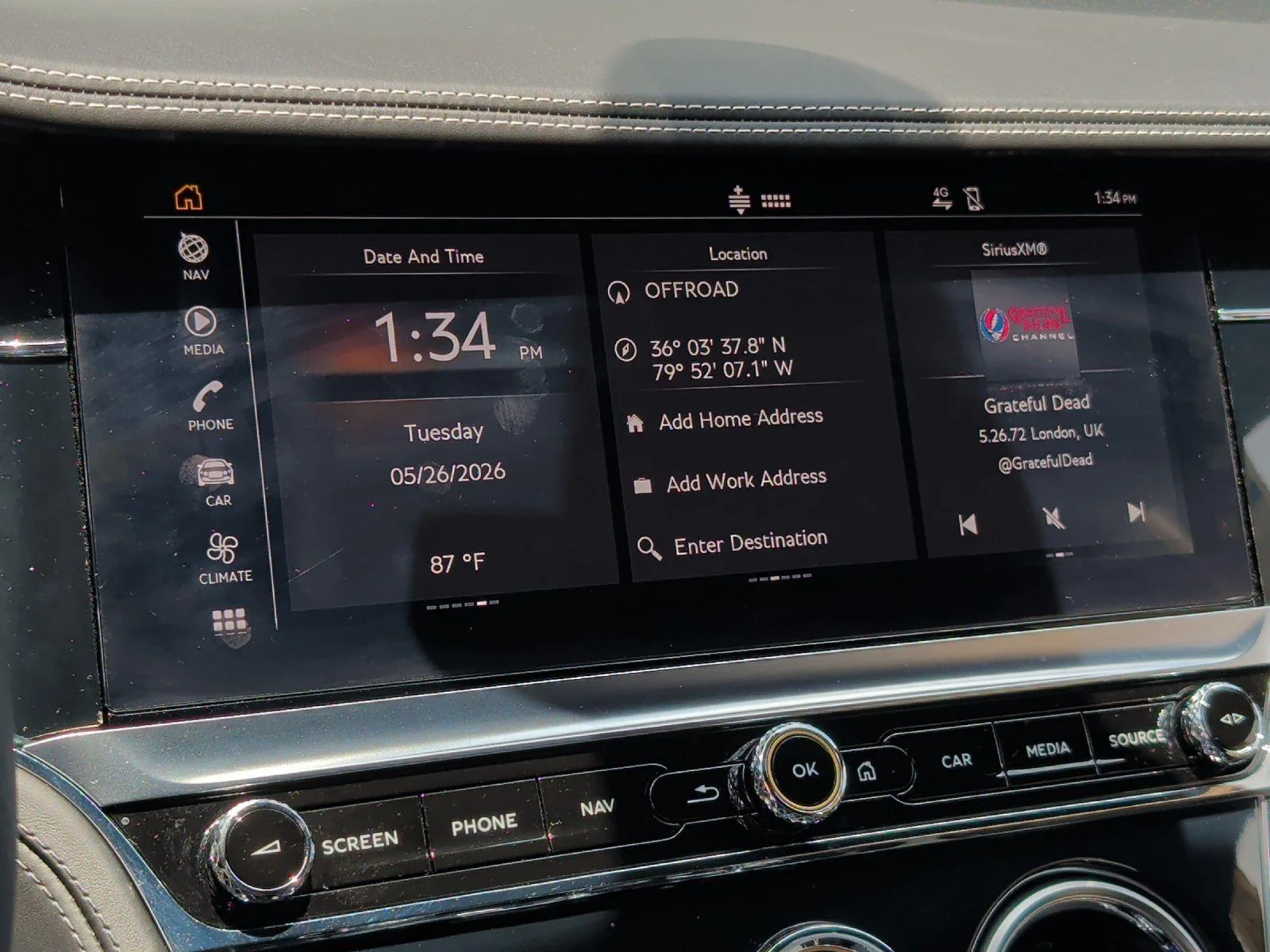 Used 2020 Glacier White Bentley GT First Edition image 30