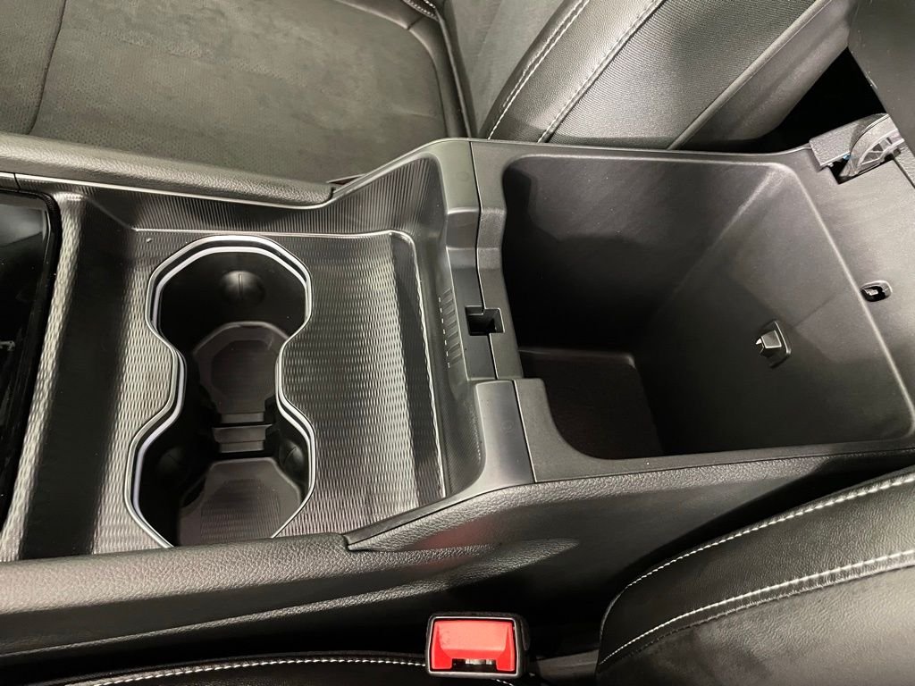 New 2025 Silver Zynith Exterior Paint Jeep Altitude image 32
