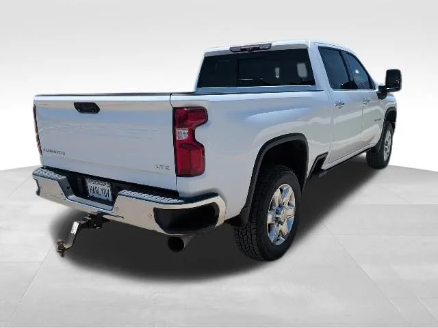 Used 2020 White Chevrolet LTZ image 3