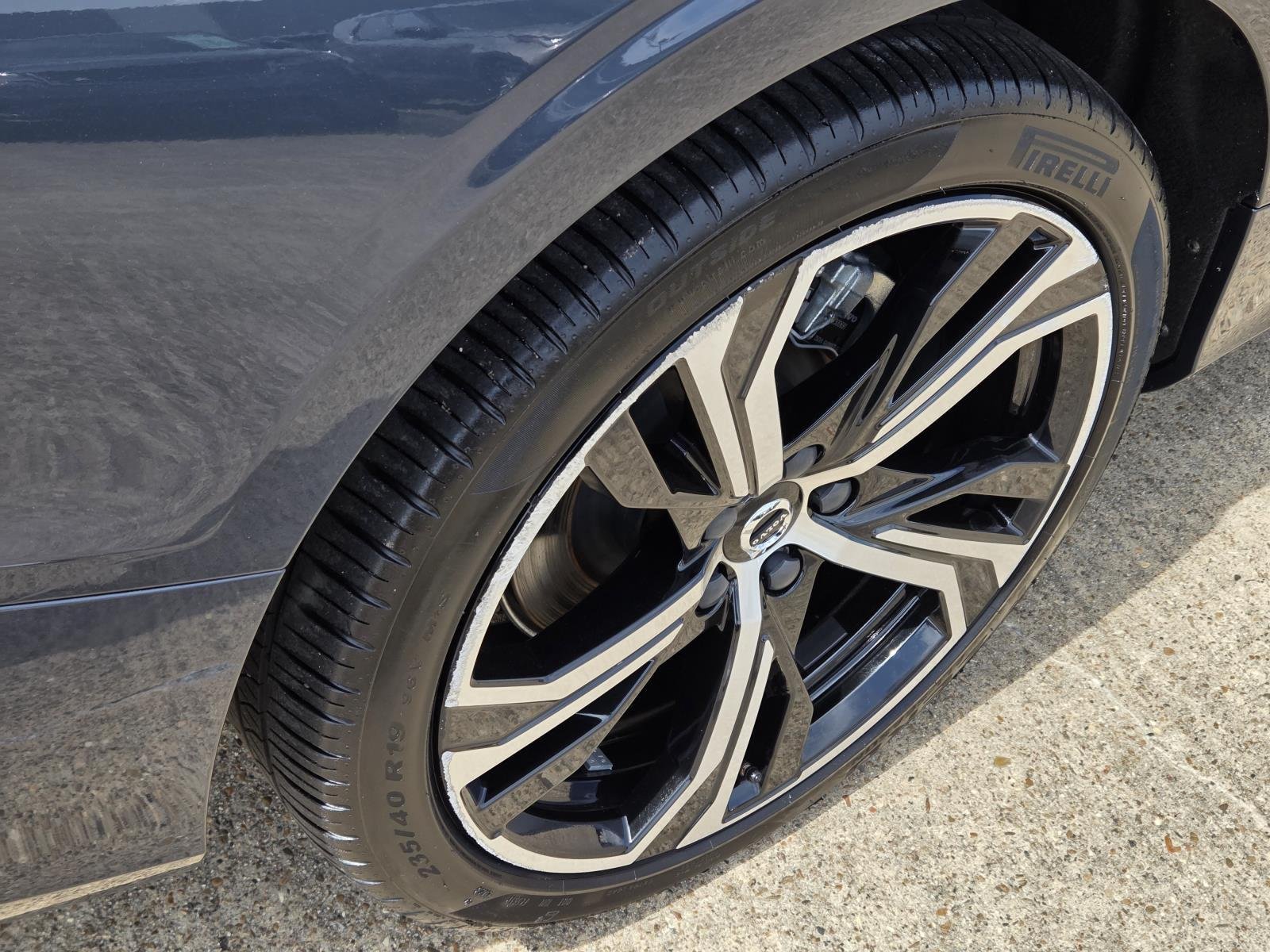 Used 2024 Denim Blue Metallic Volvo Plus Dark Theme image 11