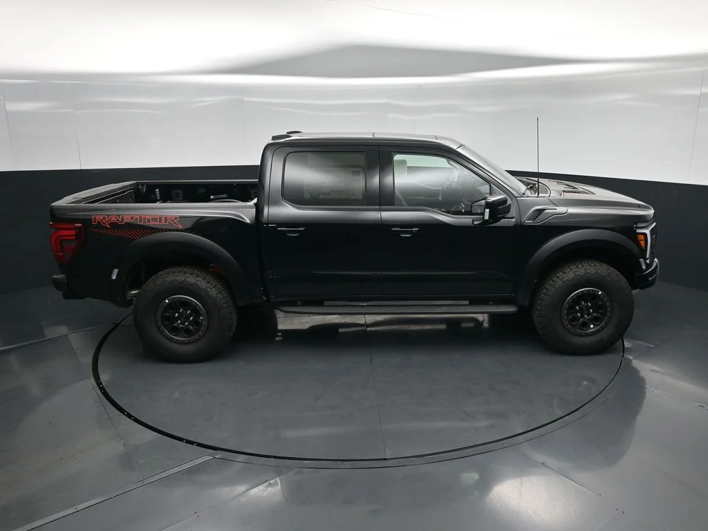 New 2026 Agate Black Metallic Ford Raptor image 39