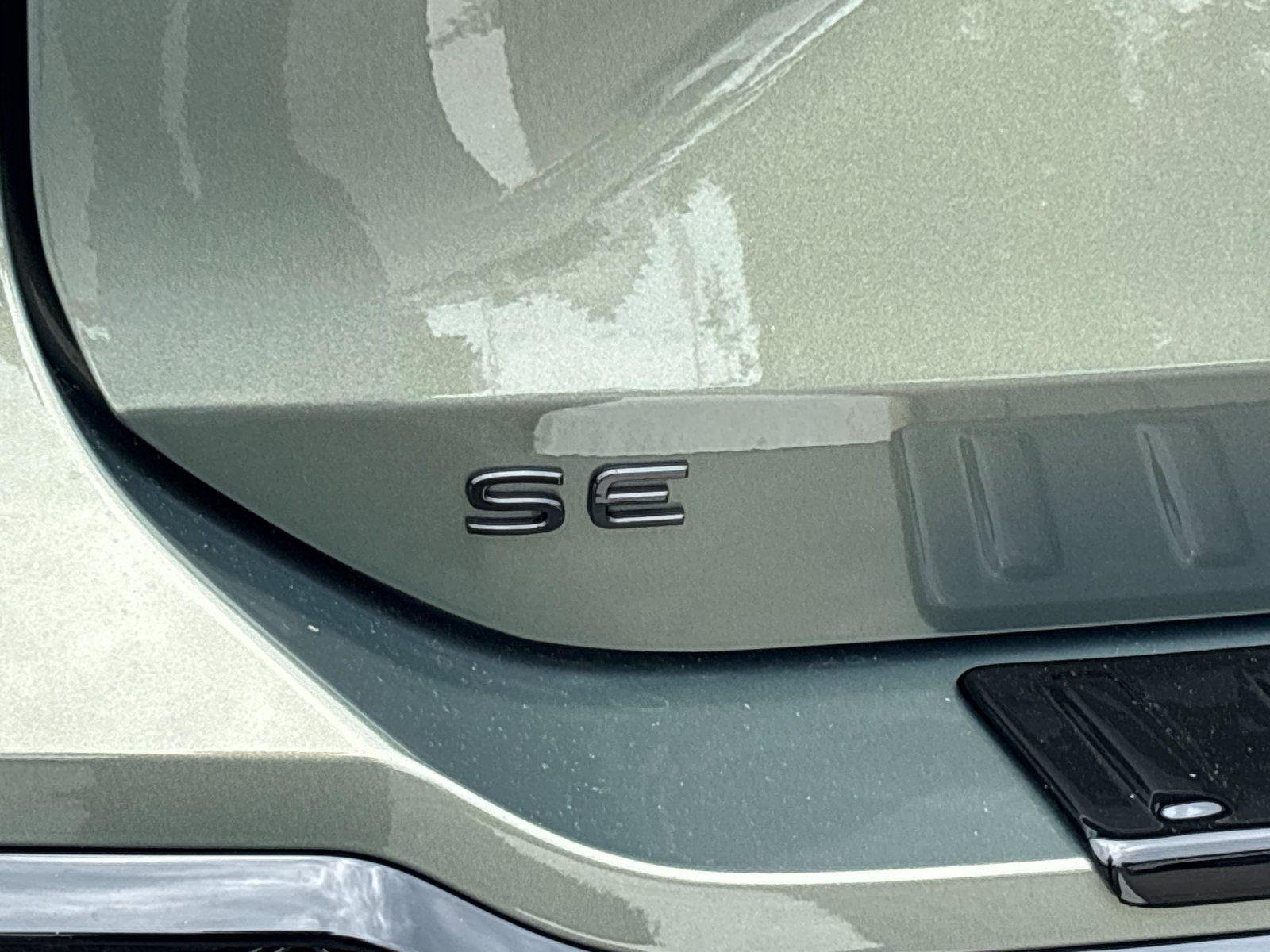 New 2026  Volkswagen SE R-Line Black image 11