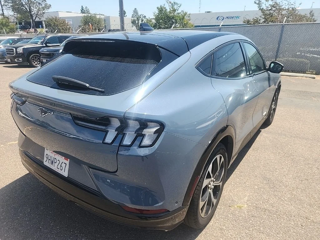 Used 2023 Blue Ford Premium image 13