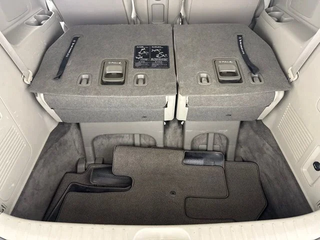 Used 2015 White Kia LX image 28