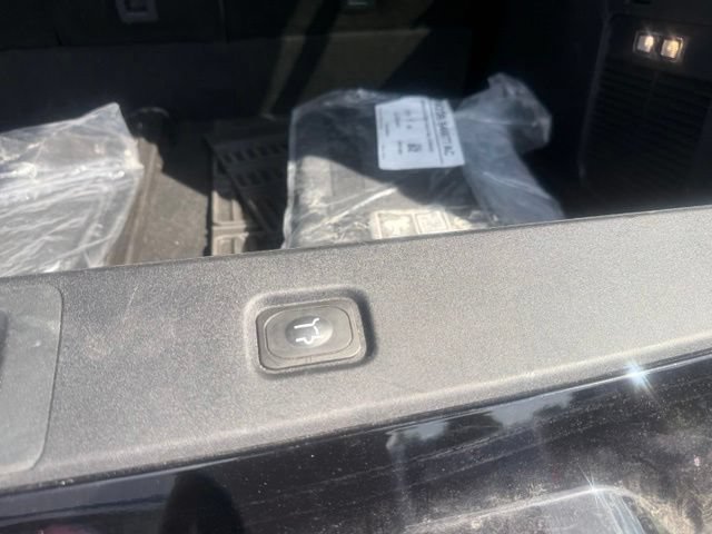 Used 2025 Black Ford Active MAX image 12