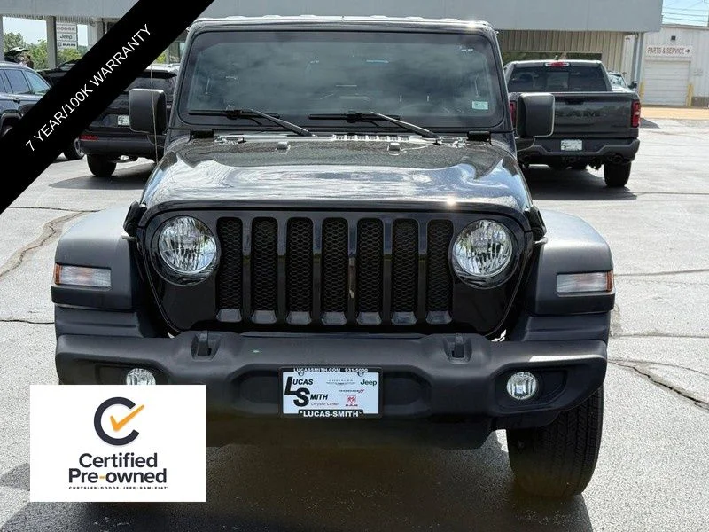 Used 2023 Black Jeep Sport S image 9