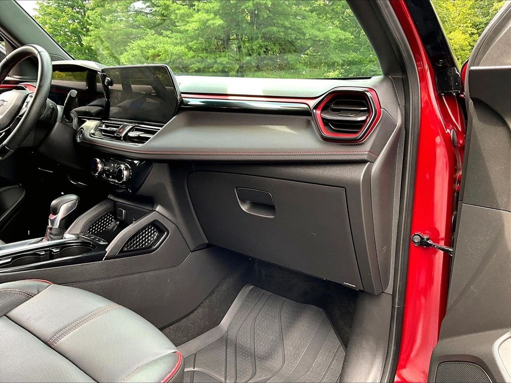 Used 2024 Red Chevrolet RS image 13