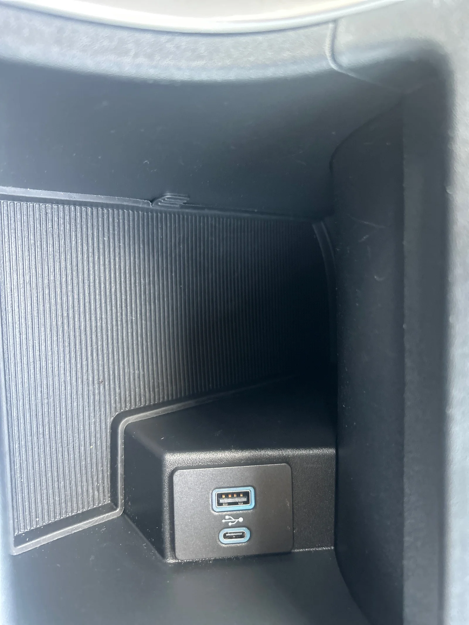 Used 2023 White Ford SEL image 20