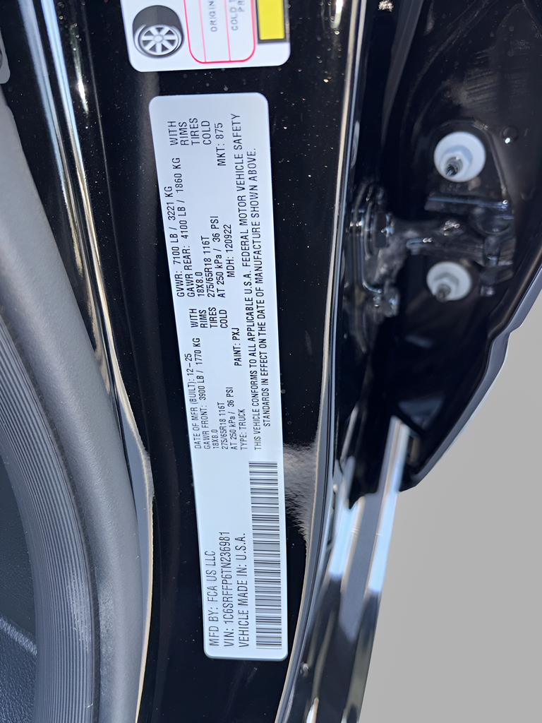 New 2026 Diamond Black Crystal Pearl-Coat Exterior Paint RAM Big Horn/Lone Star image 47